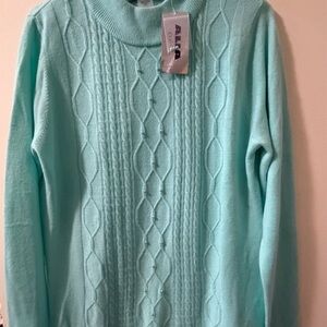 Alia Mint Green Cable Knit Sweater Women’s medium